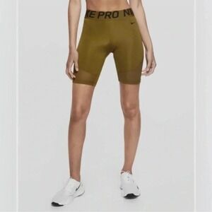 Nike Pro Women's 8" Compression Training Shorts Size M Olive Green